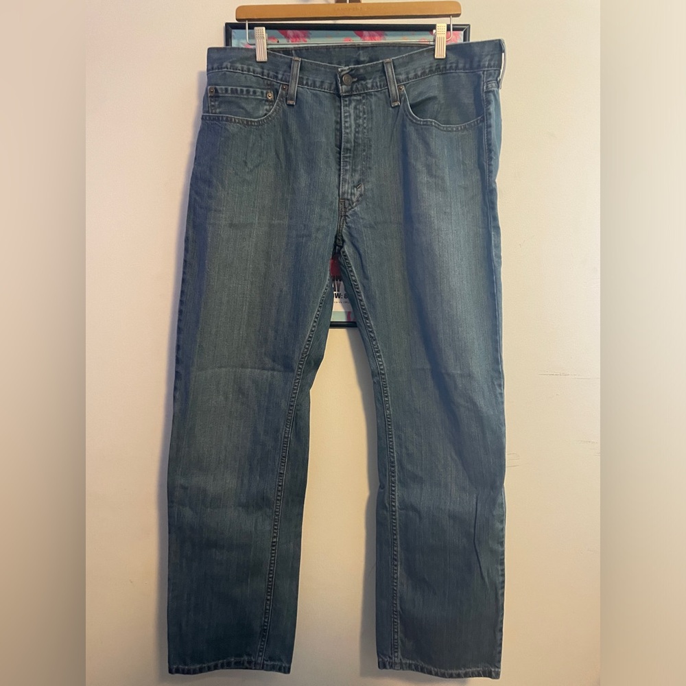 LEVIS 559 RELAXED STRAIGHT MEN'S JEANS SIZE 36x32 RED TAB